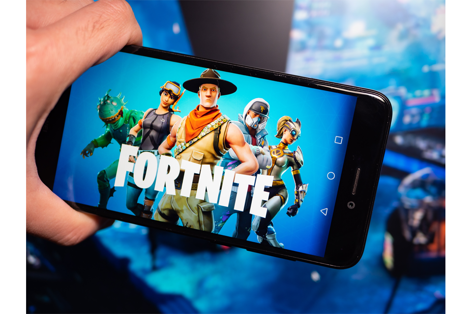 Fortnite blue logo in phone