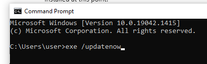 Type the /updatenow command in the Cpmmand Prompt